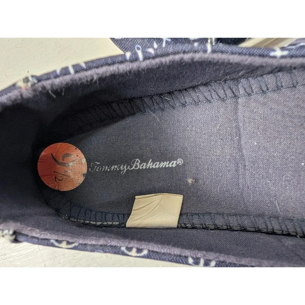 Tommy Bahama Shoes Womens Size 9.5 Slip On Sneaker Boat Deck Anchor Print Preppy